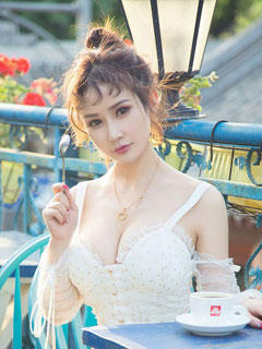 女友小莎—天生媚骨