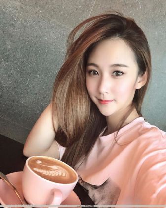 黛玉初啼