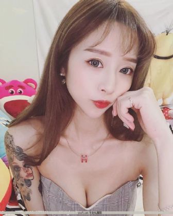 与中年缎袄女同事的缘- 大雪的回忆