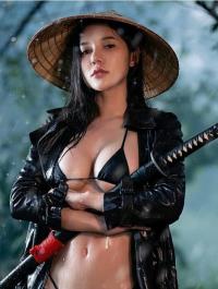 触手怪她只想生存