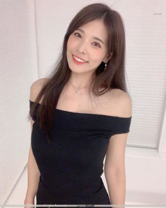 拿家人宴客